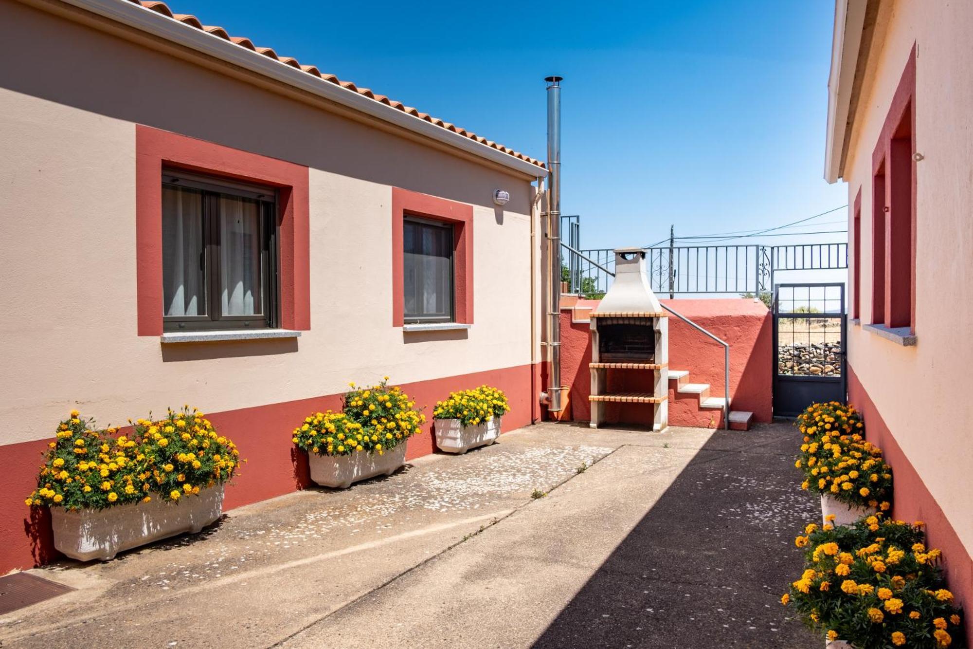 Casa Rural Rinconada La Rinconada de la Sierra Eksteriør bilde